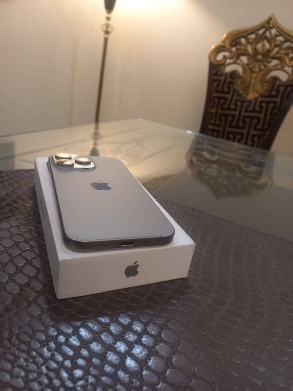 Iphone 15 pro max 256 gb natural titanium 0