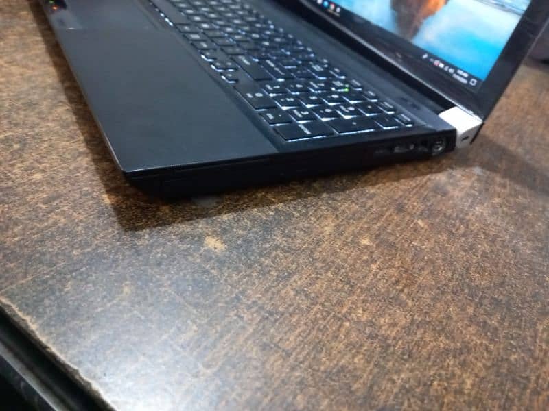 Toshiba laptop with 2gb graphic card 3