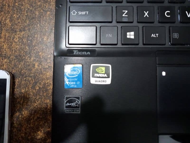 Toshiba laptop with 2gb graphic card 8