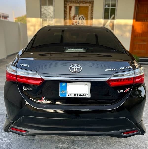 Toyota Altis Grande 2019 0