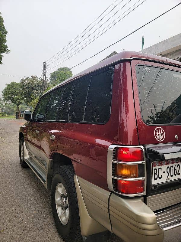 Mitsubishi Pajero 1998 4