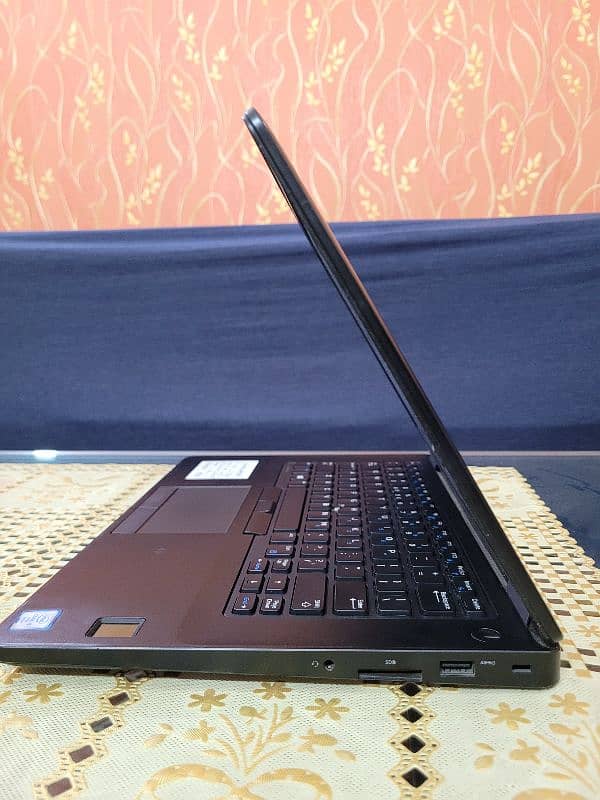 Dell Latitude E5470 i5 6th generation 8GB ram 8