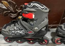 skating Shoes with complete safety kit.