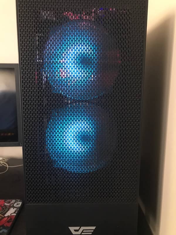 Computer/Gaming PC In New Condition 14