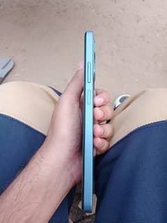 Realme c63 6/128