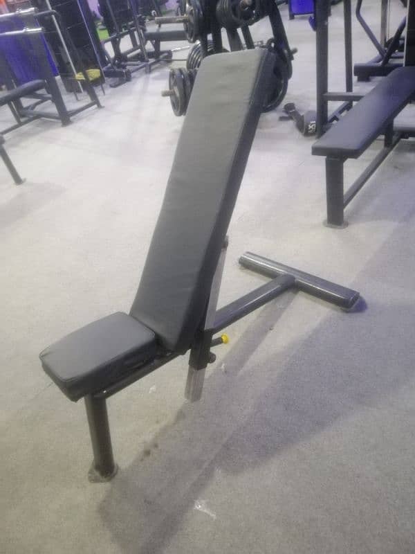 Gym setup for sale description me details likhi h ache se pr k bt kry 0