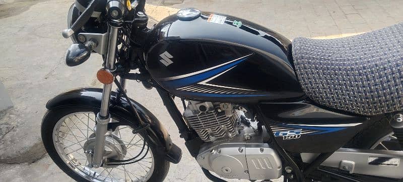 Suzuki GS 150 model 2023 2