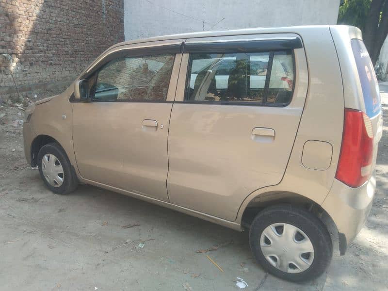 Suzuki Wagon R 2016 1