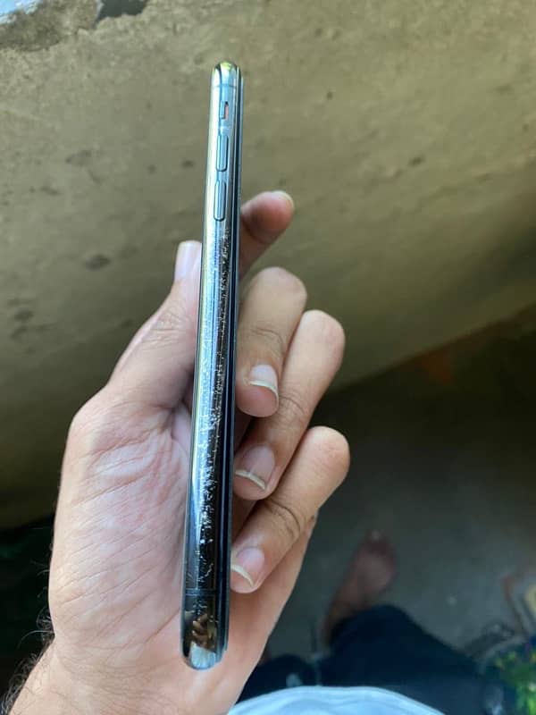 Apple Iphone X 256Gb PTA Approved 5