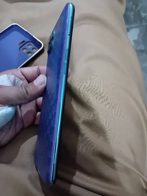 oppo F17pro 10/10 condition 2