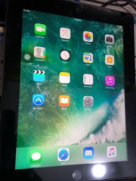 Apple iPad 4 Wi-Fi + Cellular 16GB 1