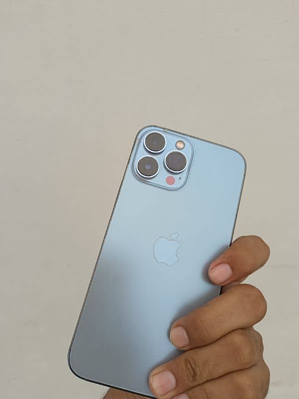 iPhone 13 Pro Max sira blue 1