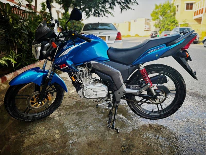 Suzuki GSX 125 2023 0