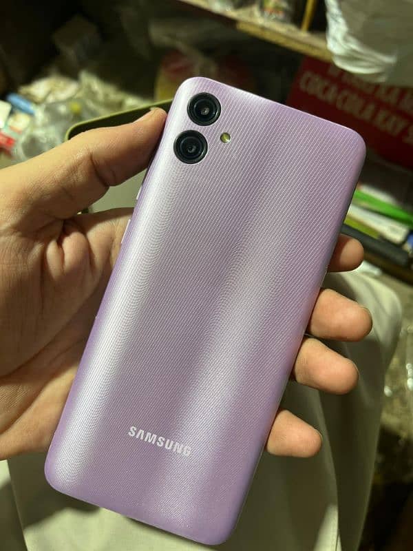 samsung F04 4