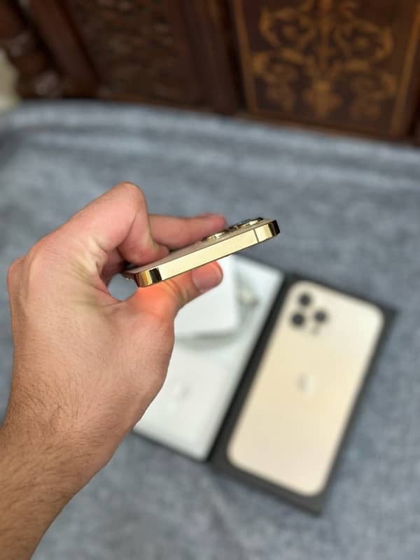 iPhone 11 Pro || PTA Approved 10/10 Condition 0