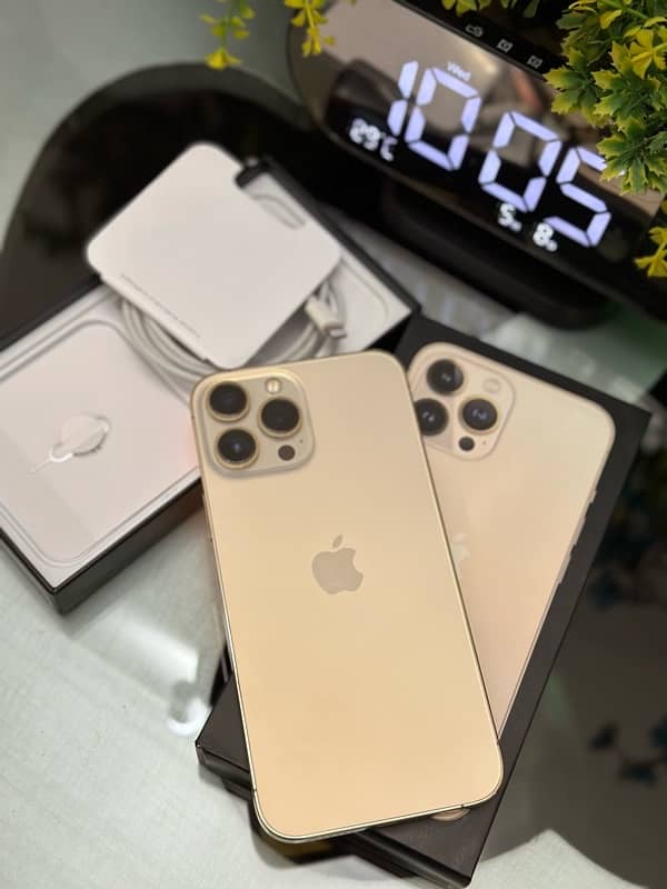 iPhone 11 Pro || PTA Approved 10/10 Condition 5