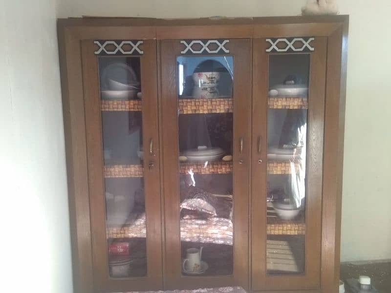 selling used cabinets 1