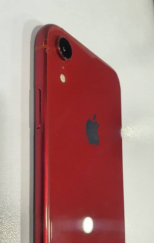 iPhone XR 128GB 3