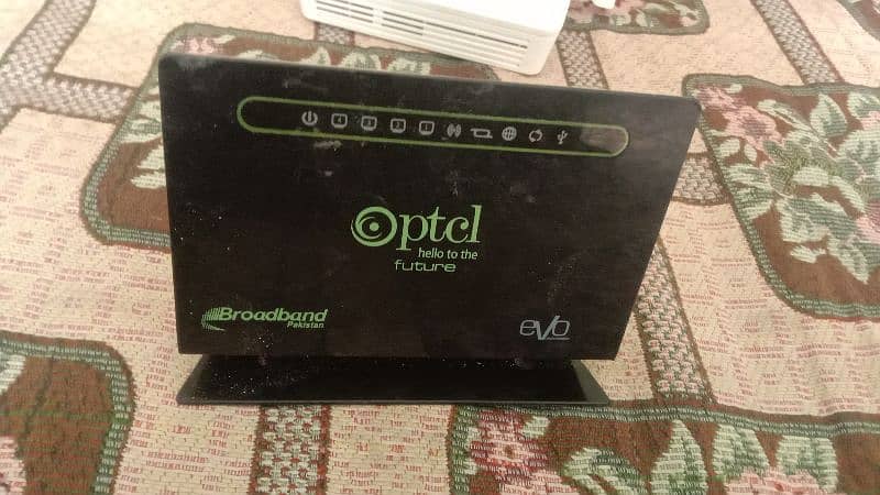 PTCL router for sales in very good condition 0