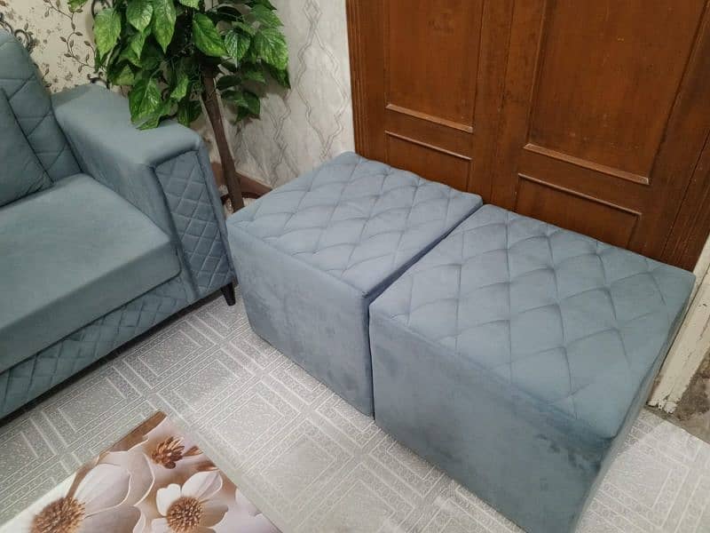 7 seater sofa with cushions and cover 4