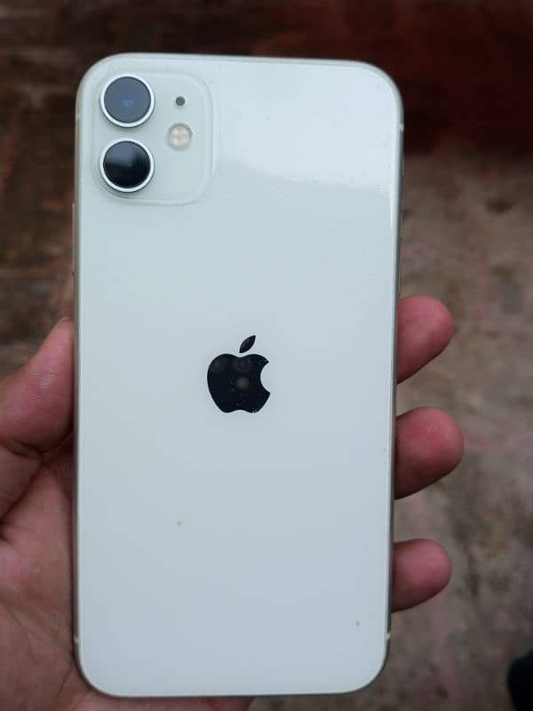 Iphone 11 ,JV, 64GB. Health 86%,White, Waterpack 0