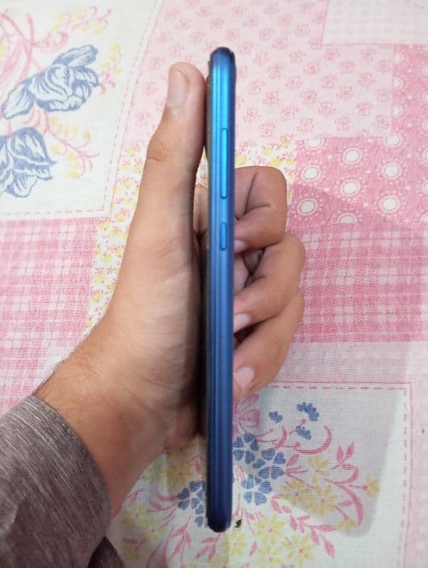 Honor 9n 4