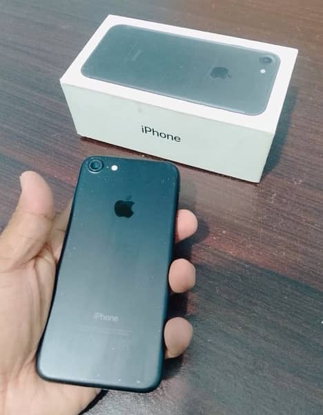 Iphone 7 32 GB with Box PTA Approved exchange Possible 0