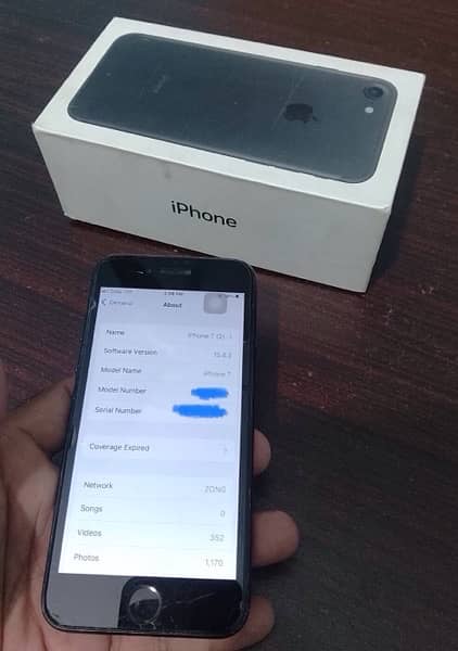 Iphone 7 32 GB with Box PTA Approved exchange Possible 2