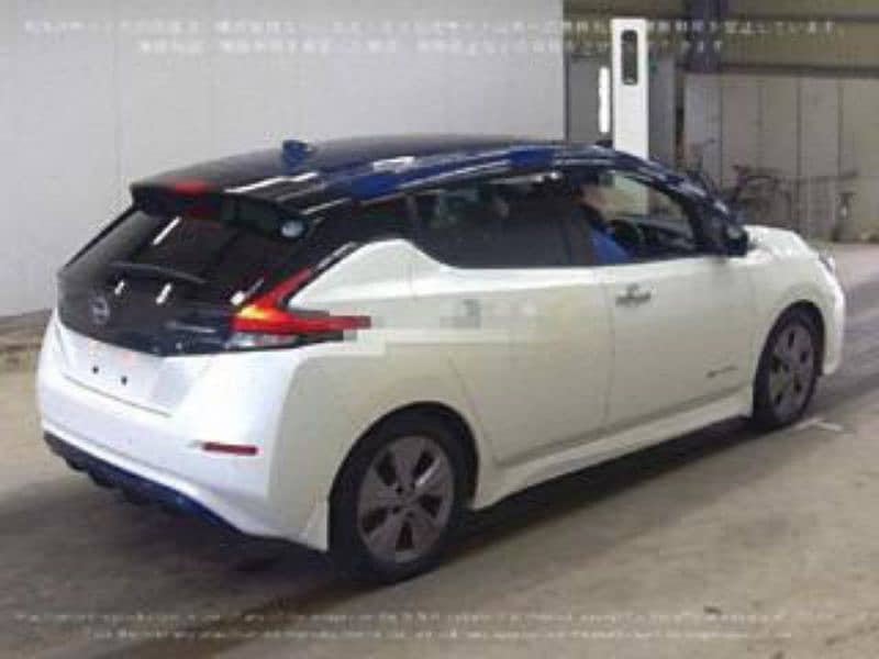 Nissan Leaf 2021 3