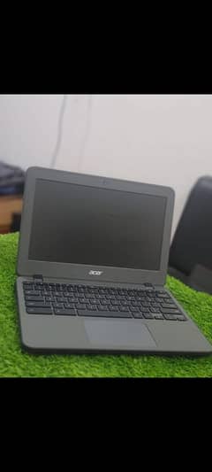 Acer c731 4Gb/32gb playstore/ windows supported