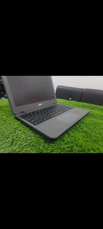 Acer c731 4Gb/32gb playstore/ windows supported 2