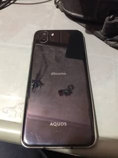 Aquos R2