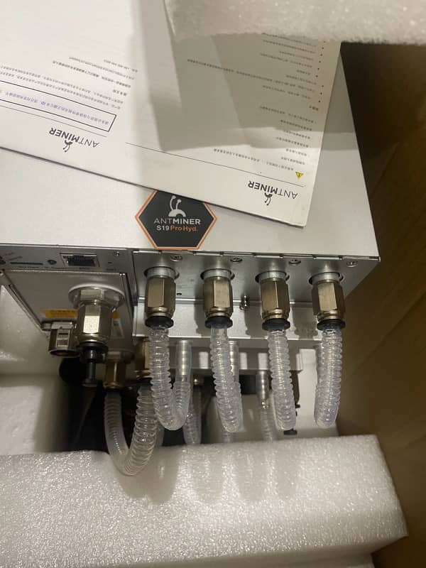 Antminer S19 pro Hydro 0