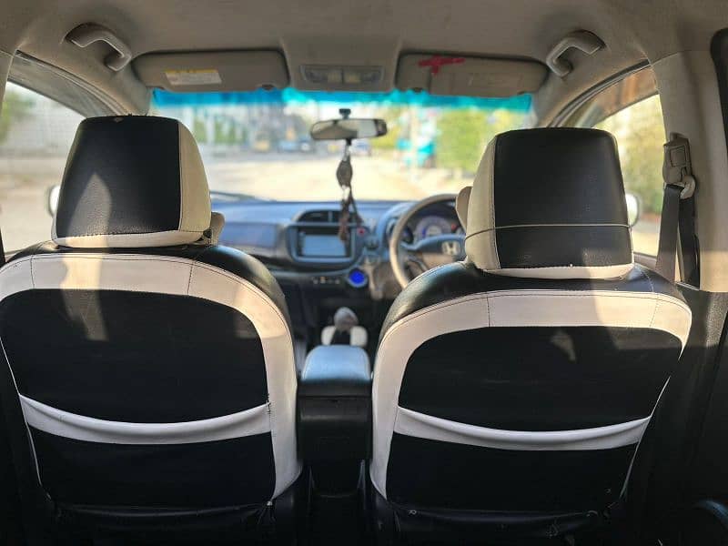 Honda Fit Shuttle 9