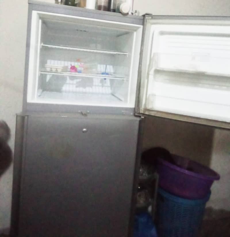 PEL Refrigerator original running condition Call on this 03121082145 1