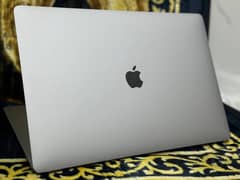 MacBook