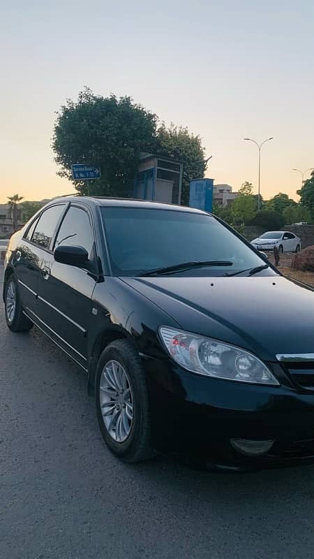 Honda Civic EXi 2005 4