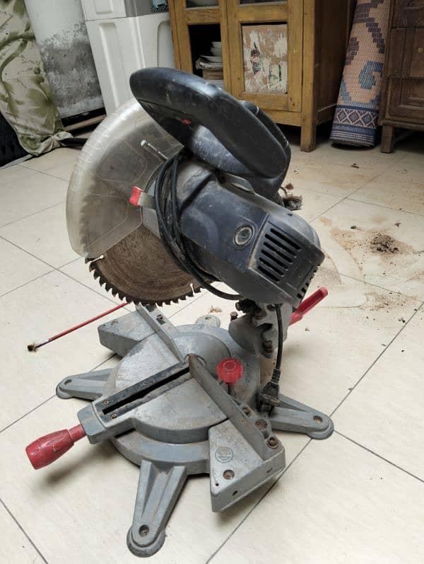 Makute miter saw machine 2