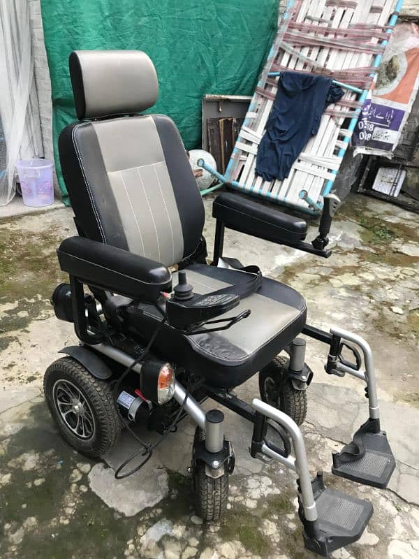 Elecectric wheel chair 0