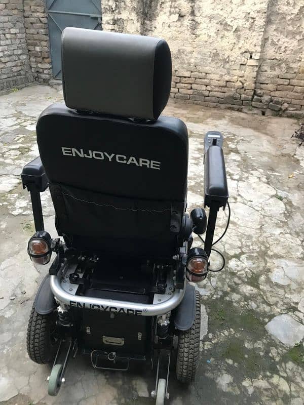 Elecectric wheel chair 1