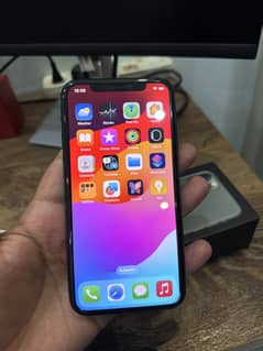 iPhone 11 Pro (Cond. 10/10) Brand New PTA