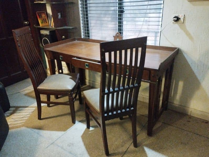 Study Table with 2 chairs for Sale 2