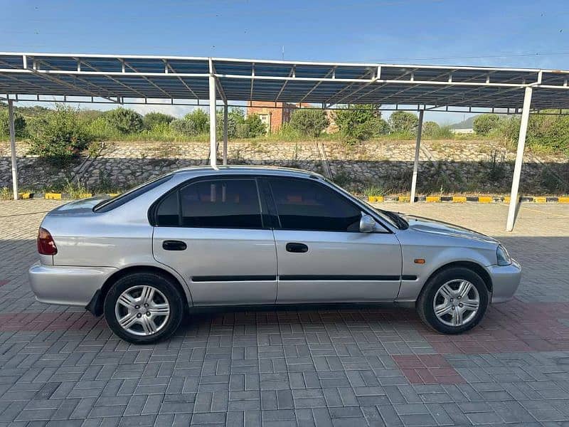 Honda Civic EXi 2000 4