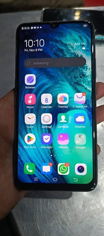 Vivo S1 for sale in good condtion 4 gb 128gb with box and charger 3