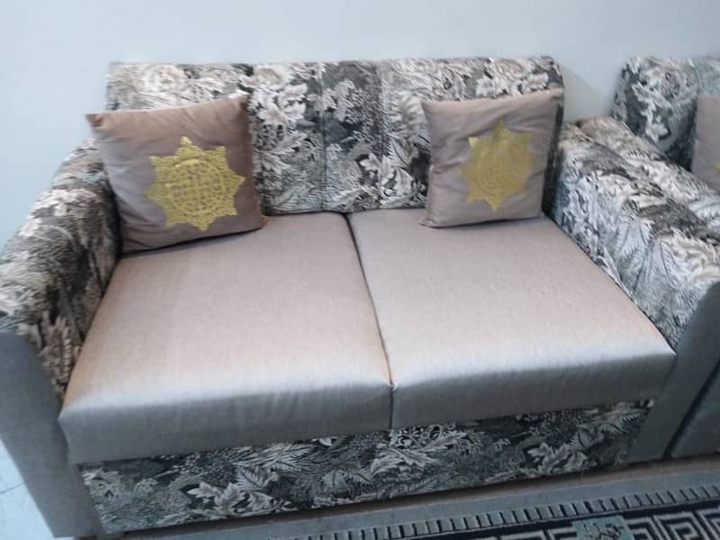 almost new sofa for sale 0