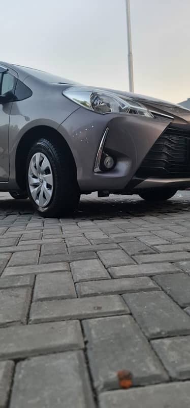 Toyota Vitz 2018 5