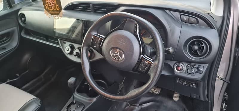 Toyota Vitz 2018 7