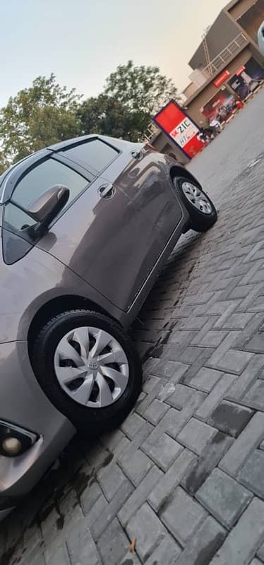 Toyota Vitz 2018 8