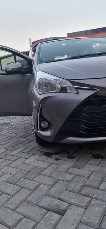 Toyota Vitz 2018 16