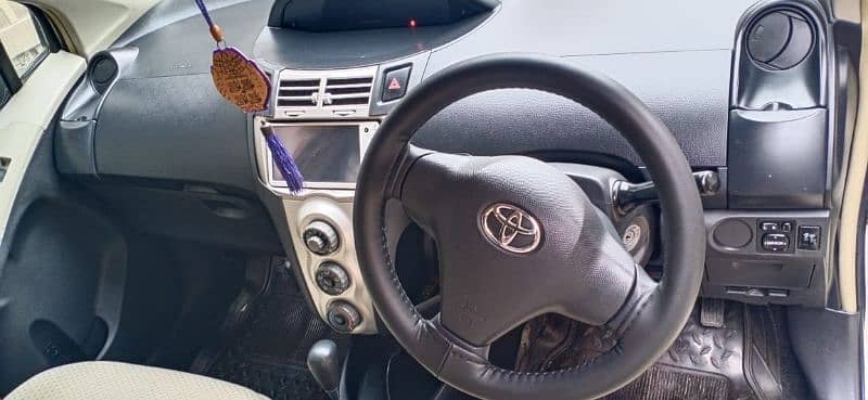 Toyota vitz 2007/2010 13